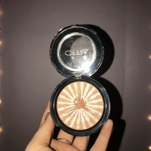 OFRA Cosmetics NikkieTutorials Highlighter